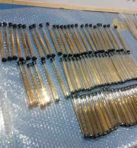 Emballage de tube en plastique personnalisé, pince à épiler professionnelle pour cils, grossiste, pince à épiler en acier inoxydable de haute qualité, outils de beauté - Product Image 1