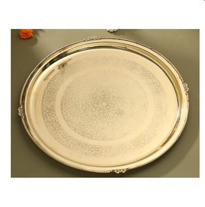 Vaisselle Chargeur Assiette Forme Ronde Couleur Or Designer Plat Et Assiette Métal De Qualité Premium Fabriqué À La Main - Product Image 1