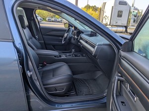 SUPER CLEAN 2024 MA-Z-DA C-X-50 2.5 S PREMIUM PLUS PACKAGE AUTOMATIC TRANSMISSION - Product Image 3