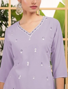 Ensemble de costume brodé de style Bollywood pour femmes tenue traditionnelle chic pantalon long Kurta Palazzo pour bureau de festivals - Product Image 5