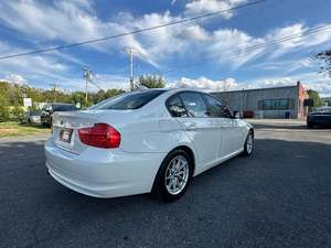 BMW Serie 3 328i xDrive Sedán AWD 2011, Listo para Enviar - Product Image 5