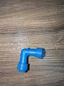 Conector de Codo de Conexión Rápida con Tuerca de Seguridad para Sistemas de Aire y Fluidos de Baja Presión, Disponible para Exportación - Product Image 4