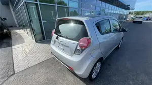Chevrolet Spark 1LT d'occasion 2014, conduite à gauche, sièges en cuir, transmission automatique, toit ouvrant panoramique - Product Image 3