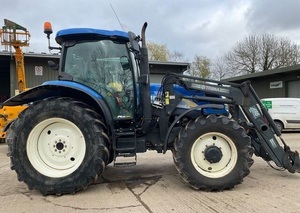Tractor NEW HOLLAND 2006, Motor Diésel de 20 HP, Transmisión por Engranajes, Tractor Agrícola - Product Image 6