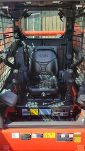 Minicargadora Kubota SSV75 2022: cargadora compacta fiable de 74HP para construcción y agricultura - Product Image 6