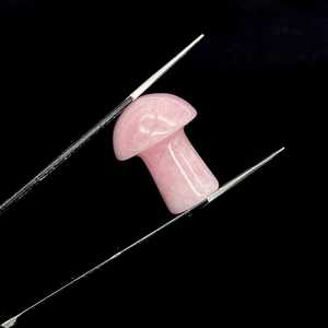 Pierre précieuse en quartz rose naturel en forme de champignon, sculptée à la main, cristal de 22 mm, pierre de guérison - Product Image 2