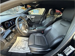 เมอร์เซเดส-เบนซ์ A35 AMG 4MATIC ปี 2021 รถมือสองสภาพดี รับรองคุณภาพ เกียร์อัตโนมัติ เทอร์โบ ภายในเบาะหนังสีอ่อน ระบบควบคุมความเร็วอัตโนมัติ ล้อแม็ก R17 A - Product Image 4