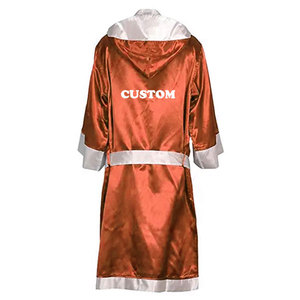 Meilleures ventes Peignoir de boxe pour adultes en polyester avec capuche avec logo personnalisé parfaitement assorti aux costumes de jeu - Product Image 2