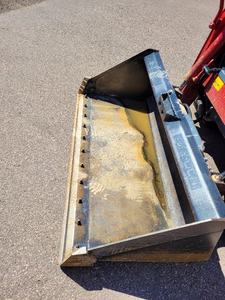 Chargeuse compacte sur chenilles Takeuchi TL6R 2023 avec moteur Perkins diesel, composants de pompe et de moteur à haut rendement - Product Image 5