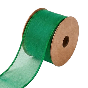 Nastro in tessuto plastico trasparente lucido da 2,7 metri con motivi festivi - Rosso, Argento, Verde e Oro - Product Image 1