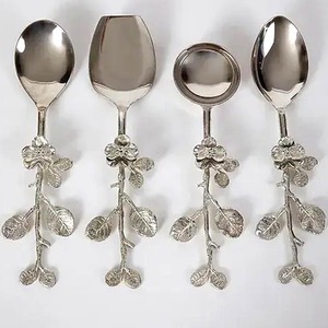 Poignée en résine blanche en acier inoxydable, ensemble de couverts et ustensiles de table faits à la main de style occidental - Product Image 5