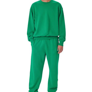 Conjunto de pantalones de chándal acampanados de alta calidad con logotipo personalizado 2025, conjunto de chándal deportivo, chándal de dos piezas para correr para hombre, Invierno - Product Image 4