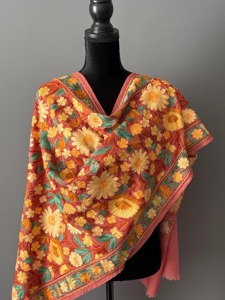 Winter Fashion Ethnic <b>Scarf</b> & Shawl Traditional Paisley Embroidery Fine Tassels Solid Pattern Breathable <b>Wrap</b> Polyester Velvet - Product Image 4