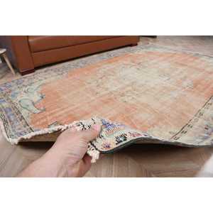 พรมวินเทจสไตล์ตุรกี ขนาด 5.5x8.6 ฟุต พรมลายดอกไม้สีส้มทำจากขนสัตว์ - Product Image 4