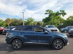 Bleu 2025 Kia Sportage hybride SX-Prestige AWD utilisé avec les sièges en cuir système de navigation démarrage à distance toit ouvrant Android Auto - Product Image 2