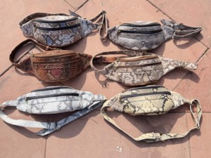 Nouveauté : Ceinture de poche en cuir véritable à imprimé serpent, tendance, sac à main de voyage, python, facile à transporter, ceinture à argent, multi-usages - Product Image 5