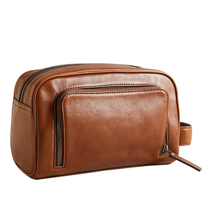 Petite trousse de toilette cosmétique pour femmes Étui pratique pour les essentiels de beauté en déplacement - Product Image 2