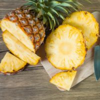 Sappige En Zoete Tropische Ananas/Boerderij Vers/Betaalbare Waarde/Gemaakt In Vietnam