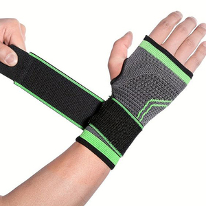 Gants de musculation respirants à demi-doigts, antidérapants et résistants à l'usure, avec protection de la paume et de la poignée de main pour le cyclisme - Product Image 1