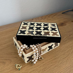 Luxurious handmade bone inlay and mother of pearl inlay box for decorative home use organizer for <b>jewelry</b> and <b>display</b> Tradebyd - Product Image 3