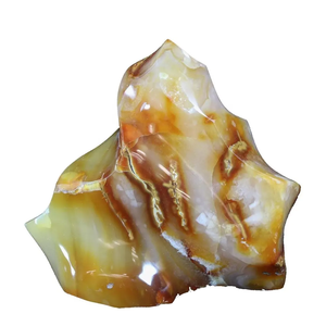 Base sculptée de style Feng Shui en cristal de cornaline d'agate jaune naturelle pour la maison ou le bureau pour la guérison et la beauté - Product Image 2