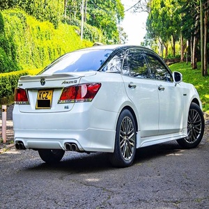 Pedido a granel disponible para Toyota Crown Cars Fresh & Clean Usado Rendimiento de máxima velocidad - Product Image 1