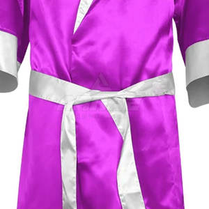 Bata de boxeo clásica de satén con cinturón de corbata y capucha para luchadores Bata de boxeo con logotipo personalizado en varios colores para atletas - Product Image 5