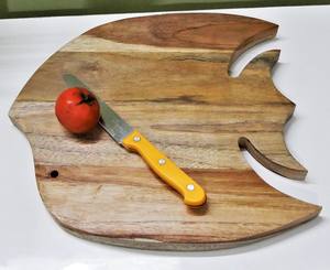 Planche à découper en bois personnalisée de haute qualité avec logo personnalisé gravé au laser pour couper le bois - Product Image 6