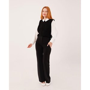 Pull en tricot noir pour femme avec détails en dentelle élégants – Vente en gros - Product Image 6
