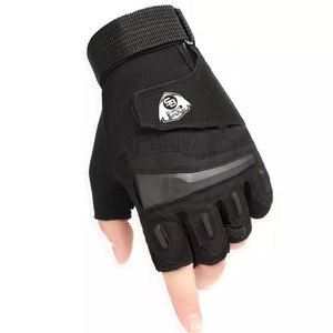 Guantes de Ciclismo Transpirables y Duraderos a Bajo Precio, Diseña Tu Propio Logotipo, Guantes de Ciclismo para Uso en Exteriores Hechos en Pakistán - Product Image 2