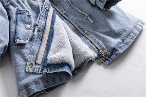 Vente en gros de vestes parka en jean longues tendance pour femme, vestes de haute qualité avec 2 poches poitrine, vestes à capuche en fourrure - Product Image 5