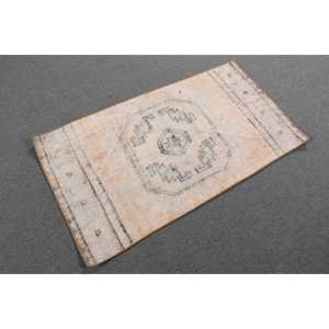 Tapis de 2,2 x 4 pieds, tapis turc vintage, tapis blanc à pois bleus - Product Image 4