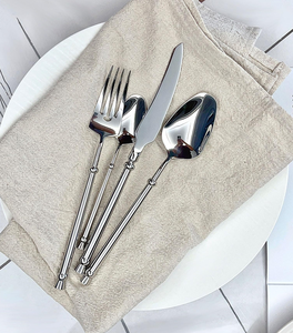 Juegos de cubiertos de acero inoxidable de estilo clásico Tenedores de grado alimenticio muy pesados con artículos de boda de acero espejado pulido - Product Image 1