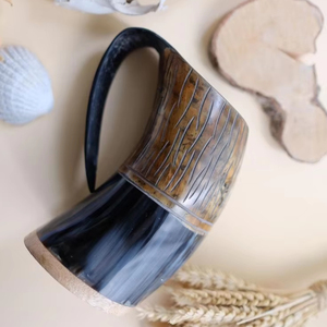 HERRAMIENTA NORSE HECHO A MANO CUERNO DE BUFALO VIKING BEBER Cuerno Taza Nuevo diseño para cerveza y café Taza de cuerno para beber natural - Product Image 1