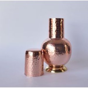 2025 Top vente carafe en cuivre martelé dernière conception avec couvercle pour eau bouillante Drinkware - Product Image 1