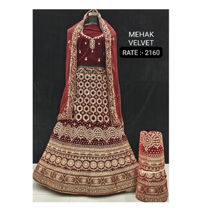 Velours de qualité supérieure Lehenga Choli personnalisé couleur rouge ensemble lourd Zari travail dames filles fête porter y compris correspondant Dupatta - Product Image 3