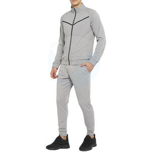 Vente directe d'usine Costume de jogging de style printemps pour hommes Vêtements de mode respirants en matériau durable Survêtements de couleur unie - Product Image 2