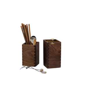 Soporte para Palillos de Madera Hecho a Mano, Acabado Liso, Organizador de Cocina de Madera Sólida - Product Image 1