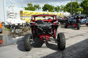 Offerta perfetta per il nuovo Can-Am Maverick X3 XRS 72 Turbo RR con SS UTV per adulti 2025 - Product Image 2