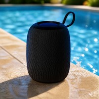 Mini haut-parleur étanche IPX7, haut-parleur sans fil portable BT 5.3 avec LED RGB et micro intégré pour les fêtes en plein air