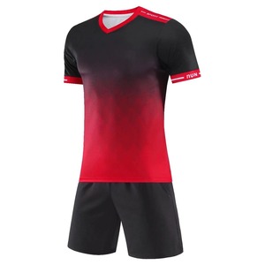 Haute qualité Polyester hommes sport Football maillot respirant Football uniformes ensembles Kits personnalisables adultes unisexe blanc Club - Product Image 1