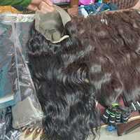 Perruque indienne 100% cheveux humains Remy vierges, longue et bouclée, avec dentelle complète, pré-épilée, cheveux de bébé, aspect naturel, double trame faite à la machine