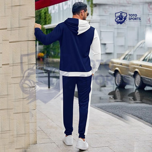 Ensemble de survêtement pour homme de qualité supérieure, best-seller, confortable, coupe ajustée, léger, respirant, meilleur fournisseur, logo personnalisé - Product Image 5
