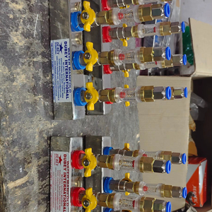 Collecteur d'eau Dubey International 6 entrées 6 sorties avec débitmètre, sans rouille, garantie 1 an - Product Image 1