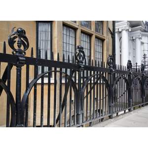 Barandilla de Hierro Forjado Moderna y Minimalista Prima, Secciones de Barandilla de Hierro Prefabricadas para un Fácil Montaje y una Seguridad Robusta - Product Image 5