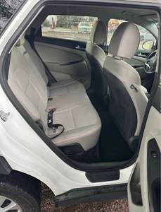 Hyundai Tucson Sport 2020 Usado en Buen Estado - Product Image 4