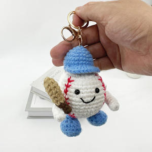Nouveau porte-clés pendentif de sac en peluche de coton au crochet, design créatif et original, motif épée, baseball, poupée, style adorable et tendance - Product Image 1