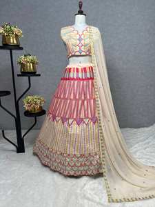 Designer Lehenga-Choli Avec Dupatta Avec Fil Lourd Travail - Product Image 2