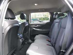 รถ SUV ปี 2024 รุ่น Fe SE AWD มือสอง ล้อแม็กซ์ด้านซ้าย เบาะผ้า ระบบนำทาง สตาร์ทเครื่องยนต์จากระยะไกล รองรับ Android Auto - Product Image 5