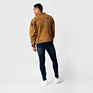 Chaqueta vaquera Vintage para hombre al por mayor 100% algodón 300gsm dobladillo recortado desgastado chaqueta vaquera con apliques de lavado ácido - Product Image 5